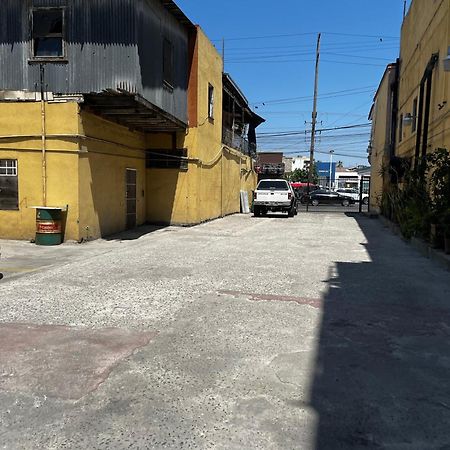 Oyo Hotel Linda Tijuana Ngoại thất bức ảnh
