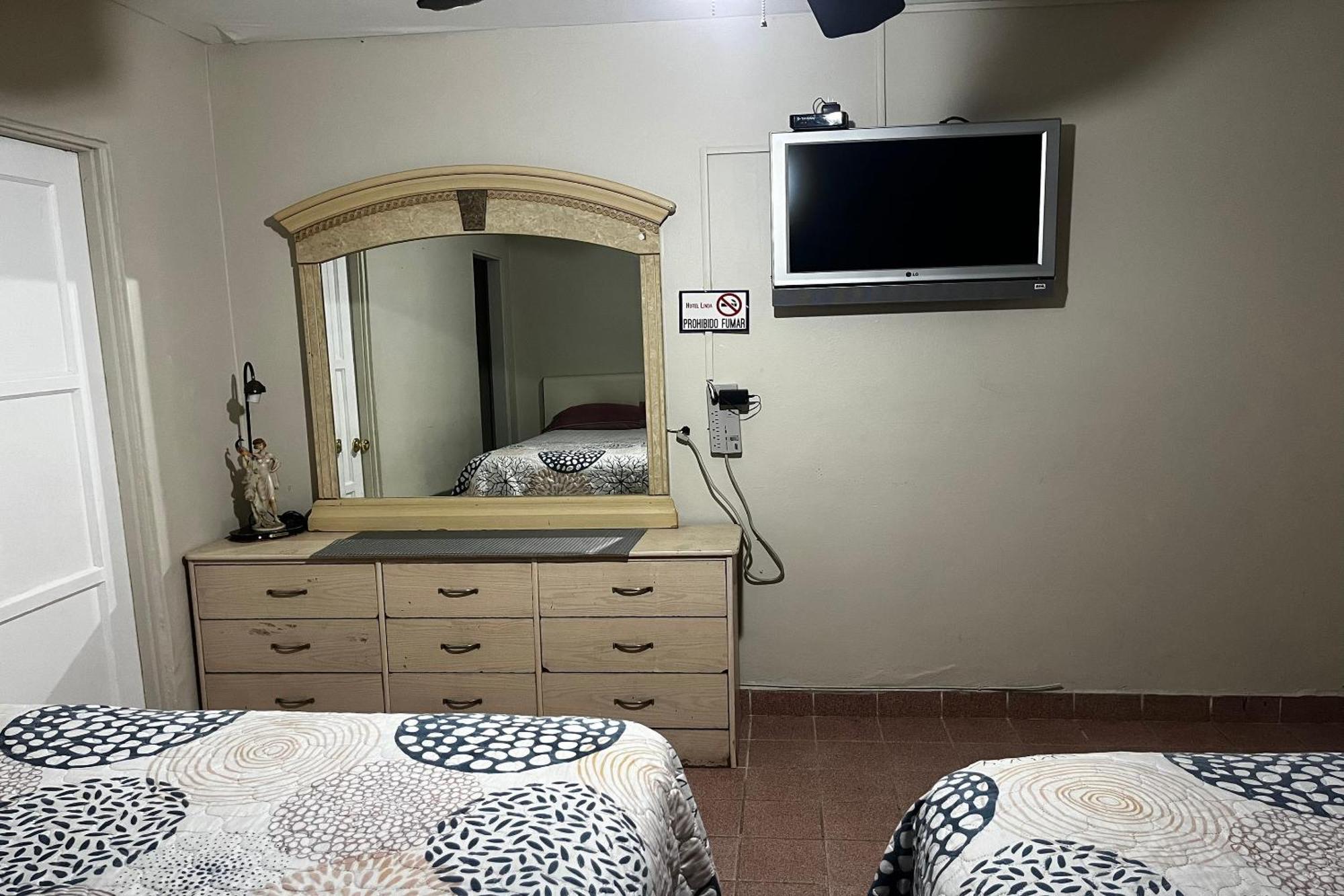 Oyo Hotel Linda Tijuana Ngoại thất bức ảnh