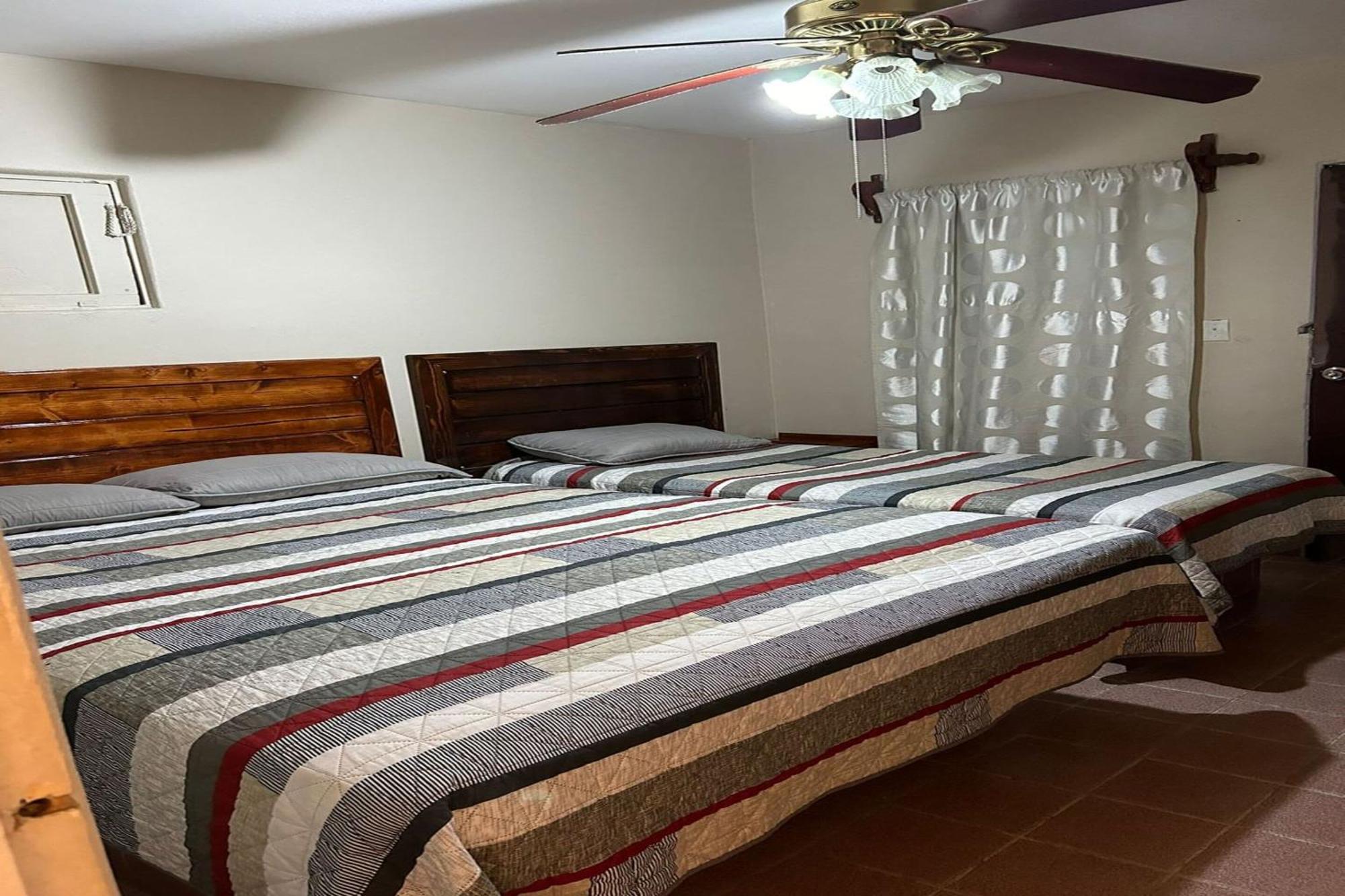 Oyo Hotel Linda Tijuana Ngoại thất bức ảnh