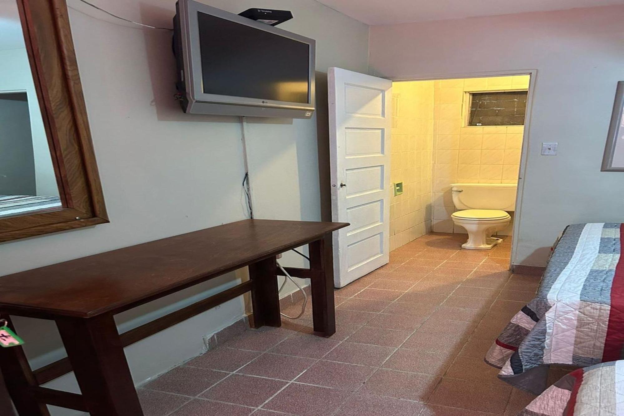 Oyo Hotel Linda Tijuana Ngoại thất bức ảnh
