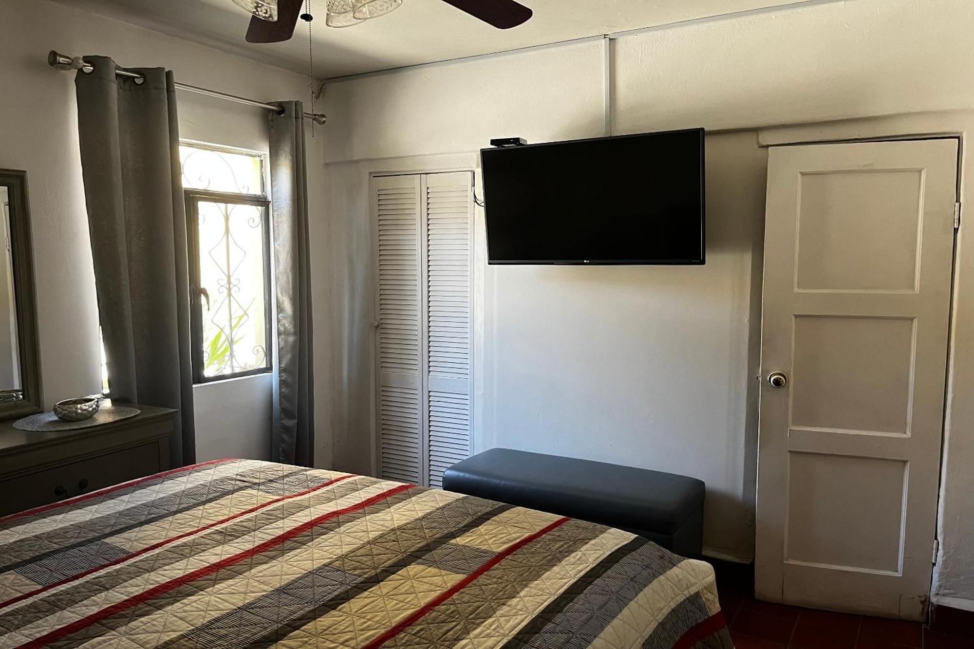 Oyo Hotel Linda Tijuana Ngoại thất bức ảnh